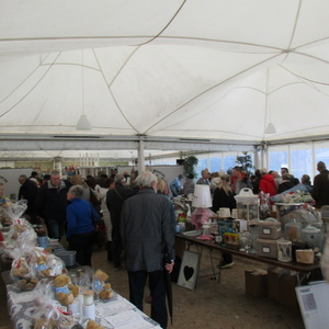 In de Minerva feesttent